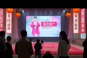 终剪辑对比表上并列的两条时间线与差异标记